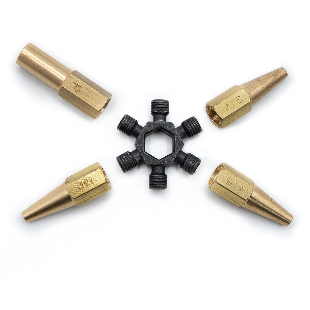 CA-73 : Set of 4 nozzles dyomix® type 1 on key shaped holder